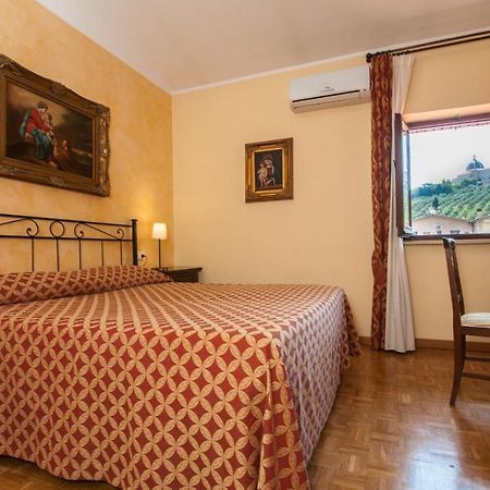 La Vecchia Fattoria Otel Loreto Dış mekan fotoğraf