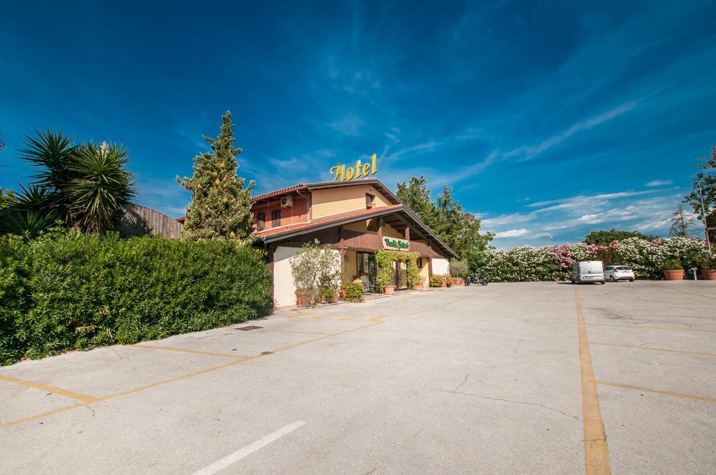 La Vecchia Fattoria Otel Loreto Dış mekan fotoğraf