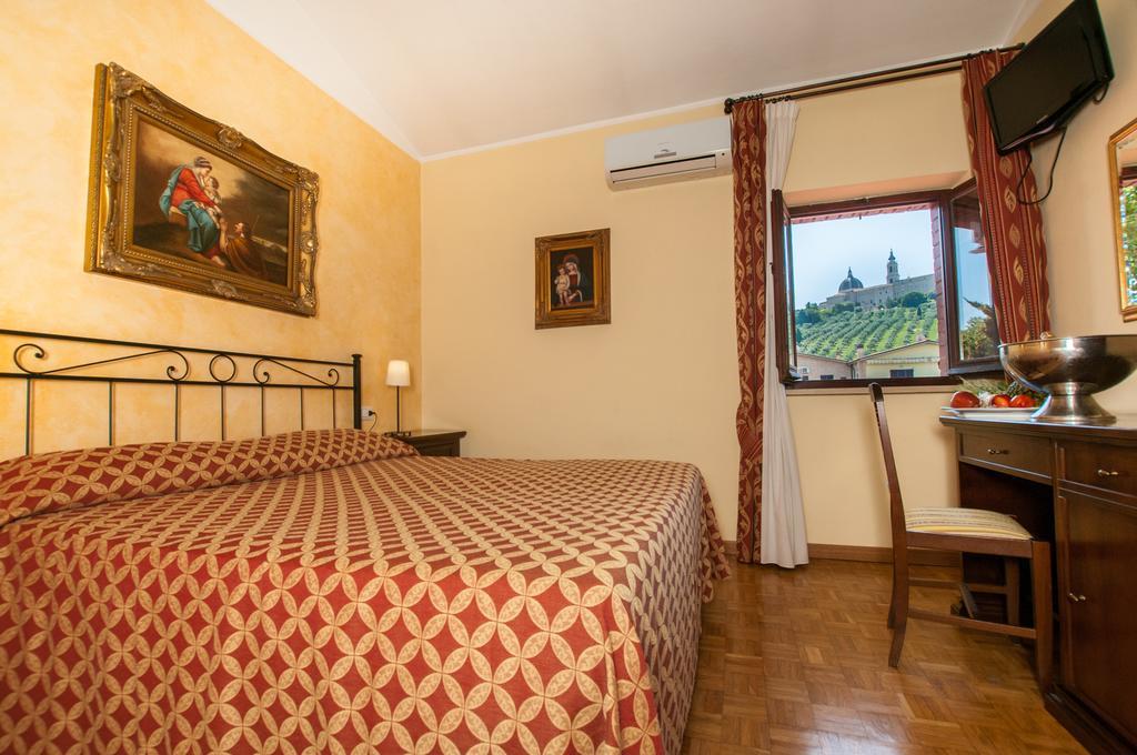 La Vecchia Fattoria Otel Loreto Dış mekan fotoğraf