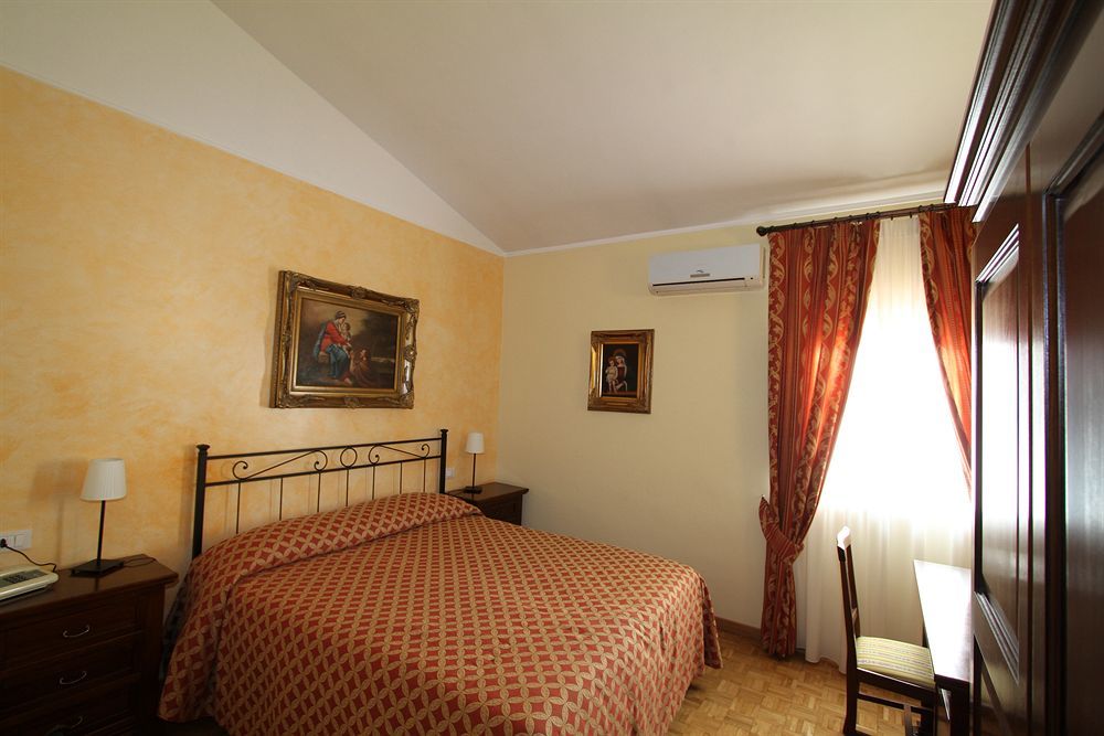 La Vecchia Fattoria Otel Loreto Dış mekan fotoğraf